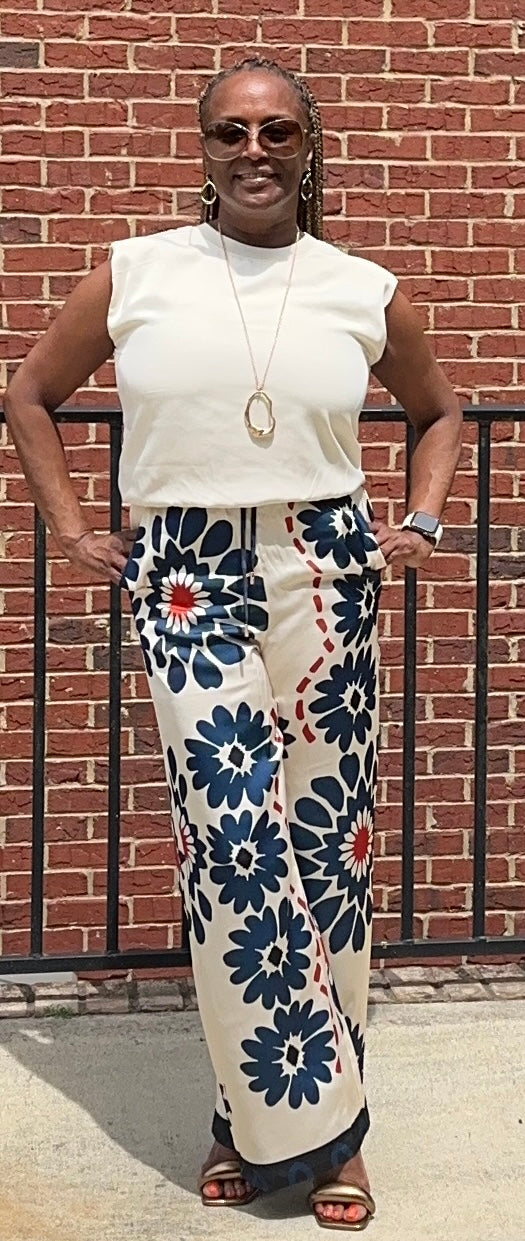 IVORY-NAVY PRINT PANTS