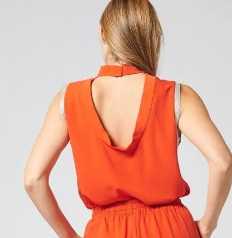 OPEN BACK SLEEVELESS TOP